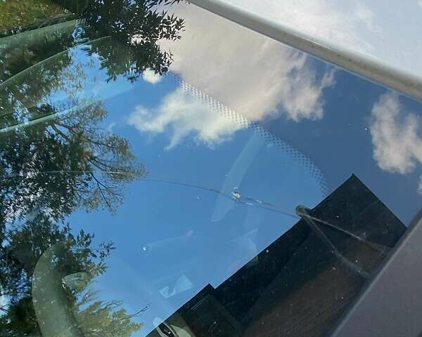 Белый Рено Зое, объемом двигателя 0 л и пробегом 92 тыс. км за 9000 $, фото 4 на Automoto.ua