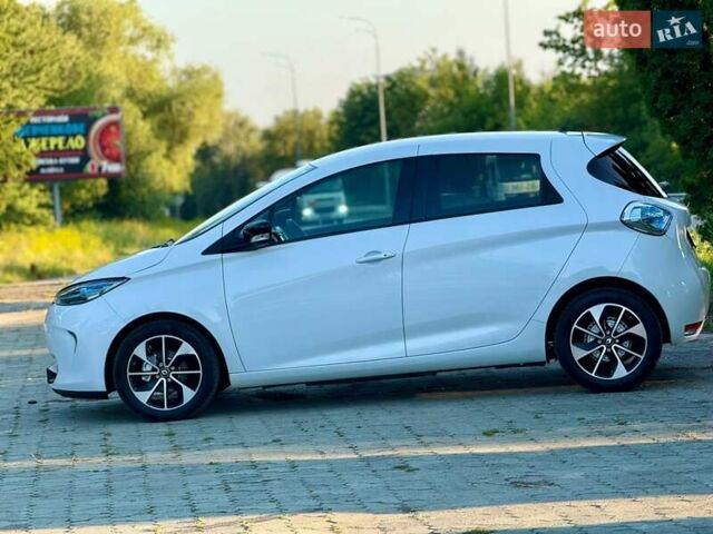 Белый Рено Зое, объемом двигателя 0 л и пробегом 122 тыс. км за 9300 $, фото 46 на Automoto.ua