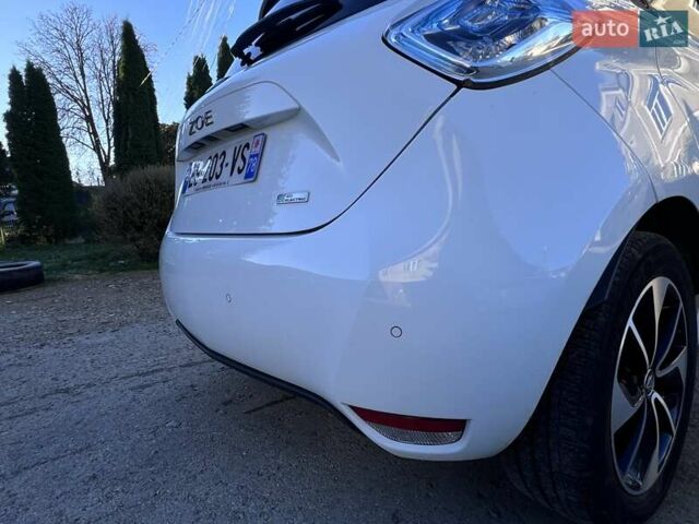 Рено Зое 2017 в Черновцах на Automoto.ua Белый Рено Зое, объемом двигателя 0 л и пробегом 60 тыс. км за 9200 $, фото 12 на Automoto.ua