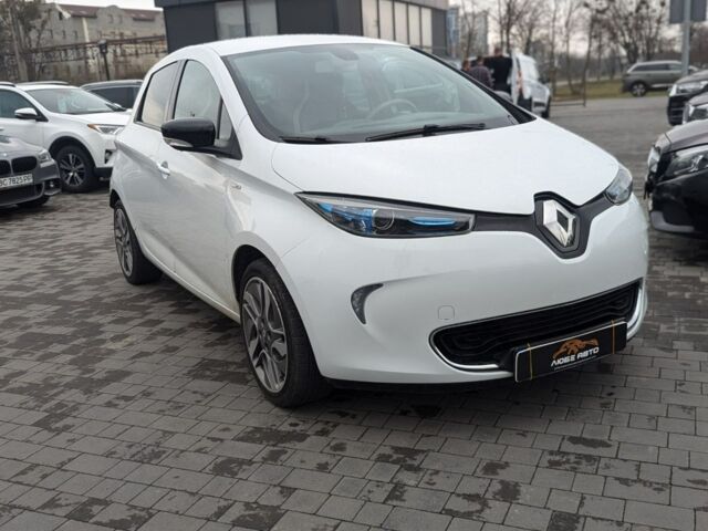 Белый Рено Зое, объемом двигателя 0 л и пробегом 127 тыс. км за 9300 $, фото 1 на Automoto.ua