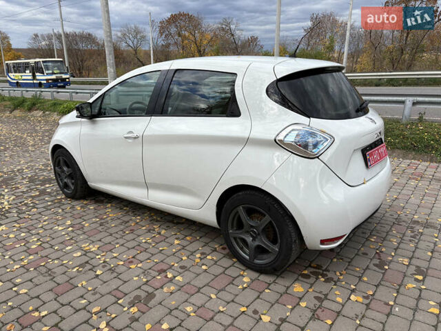 Рено Зое 2017 в Ровно на Automoto.ua Белый Рено Зое, объемом двигателя 0 л и пробегом 104 тыс. км за 8599 $, фото 13 на Automoto.ua