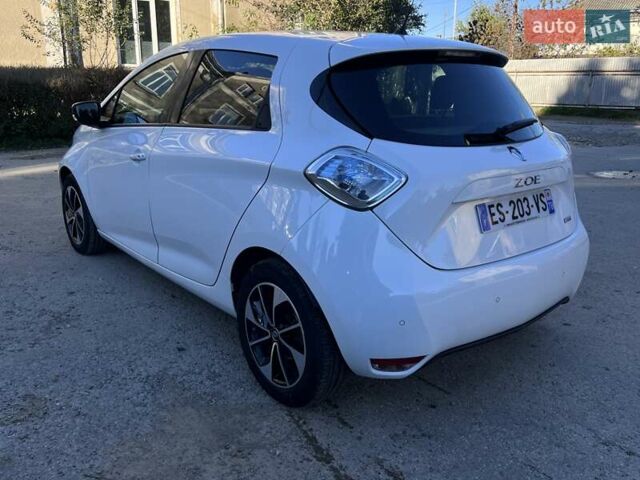 Рено Зое 2017 в Черновцах на Automoto.ua Белый Рено Зое, объемом двигателя 0 л и пробегом 60 тыс. км за 9200 $, фото 3 на Automoto.ua