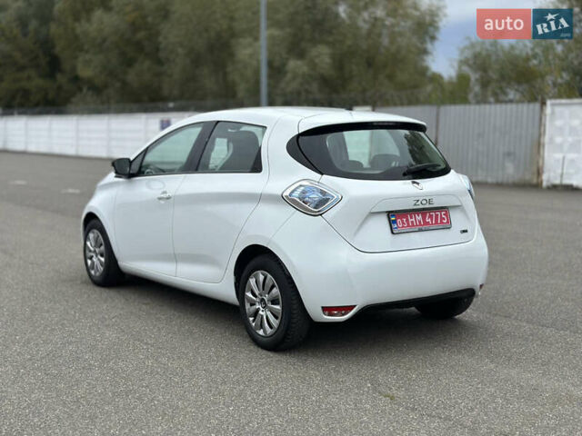 Белый Рено Зое, объемом двигателя 0 л и пробегом 74 тыс. км за 9550 $, фото 1 на Automoto.ua