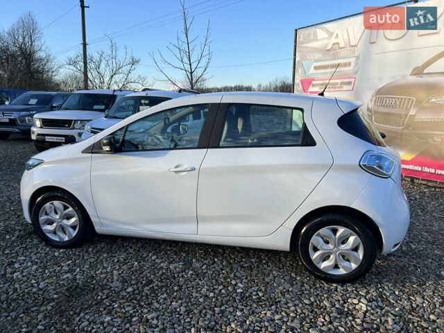 Белый Рено Зое, объемом двигателя 0 л и пробегом 94 тыс. км за 9199 $, фото 13 на Automoto.ua