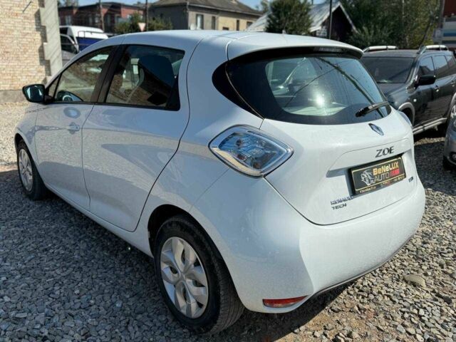 Белый Рено Зое, объемом двигателя 0 л и пробегом 93 тыс. км за 9799 $, фото 3 на Automoto.ua