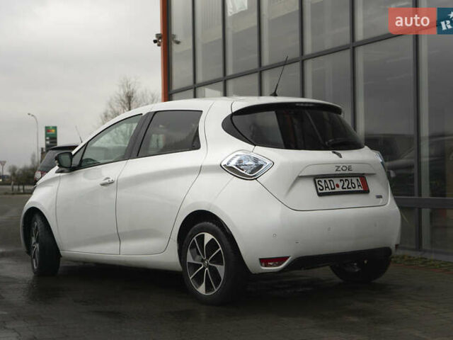 Білий Рено Зое, об'ємом двигуна 0 л та пробігом 96 тис. км за 10000 $, фото 7 на Automoto.ua