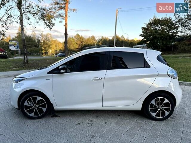 Белый Рено Зое, объемом двигателя 0 л и пробегом 127 тыс. км за 9800 $, фото 5 на Automoto.ua