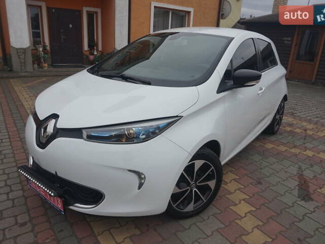 Белый Рено Зое, объемом двигателя 0 л и пробегом 136 тыс. км за 9000 $, фото 12 на Automoto.ua