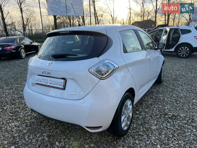 Белый Рено Зое, объемом двигателя 0 л и пробегом 94 тыс. км за 9199 $, фото 6 на Automoto.ua