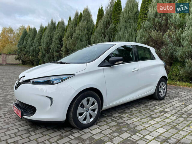 Рено Зое 2017 в Самборе на Automoto.ua Белый Рено Зое, объемом двигателя 0 л и пробегом 97 тыс. км за 9500 $, фото 9 на Automoto.ua