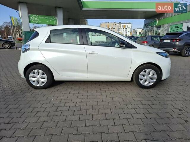 Білий Рено Зое, об'ємом двигуна 0 л та пробігом 120 тис. км за 8500 $, фото 3 на Automoto.ua