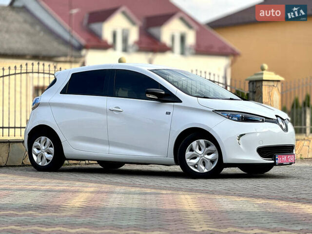 Белый Рено Зое, объемом двигателя 0 л и пробегом 77 тыс. км за 9499 $, фото 13 на Automoto.ua