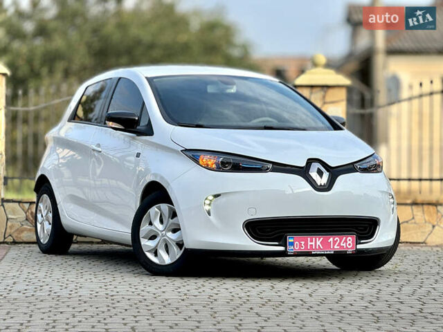 Белый Рено Зое, объемом двигателя 0 л и пробегом 77 тыс. км за 9499 $, фото 10 на Automoto.ua