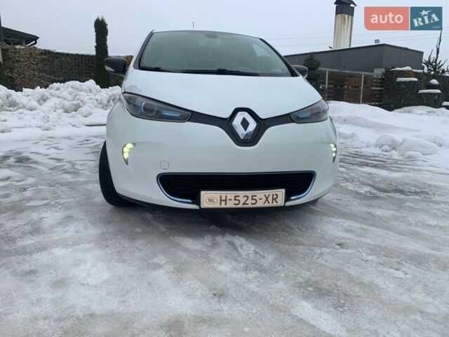 Білий Рено Зое, об'ємом двигуна 0 л та пробігом 155 тис. км за 7499 $, фото 14 на Automoto.ua