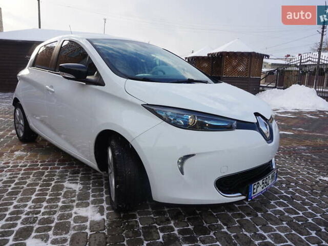 Белый Рено Зое, объемом двигателя 0 л и пробегом 26 тыс. км за 9555 $, фото 14 на Automoto.ua