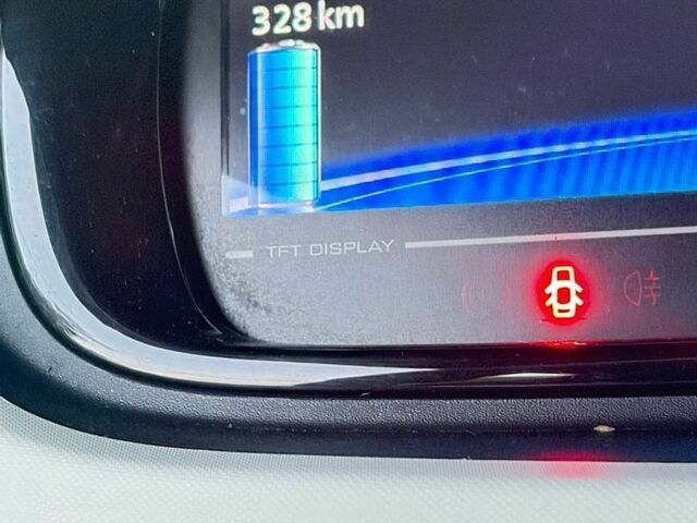 Білий Рено Зое, об'ємом двигуна 0 л та пробігом 49 тис. км за 10649 $, фото 25 на Automoto.ua