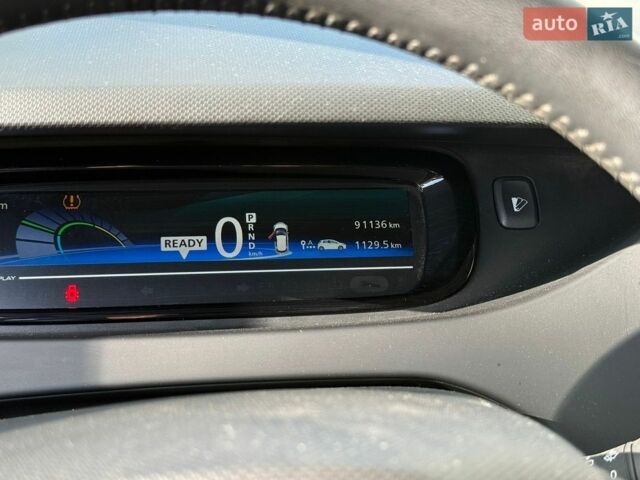 Білий Рено Зое, об'ємом двигуна 0 л та пробігом 90 тис. км за 10600 $, фото 25 на Automoto.ua