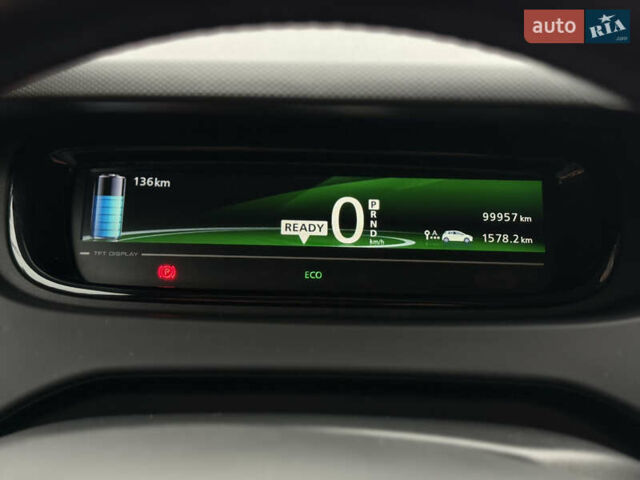 Білий Рено Зое, об'ємом двигуна 0 л та пробігом 99 тис. км за 9400 $, фото 32 на Automoto.ua