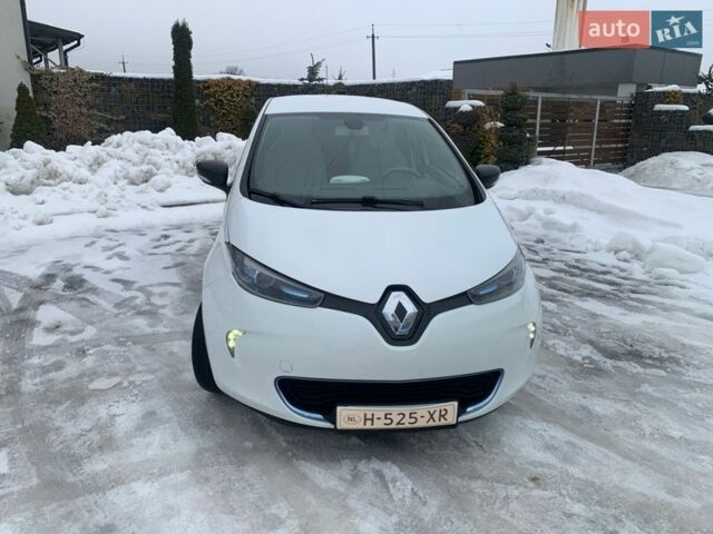 Білий Рено Зое, об'ємом двигуна 0 л та пробігом 155 тис. км за 7499 $, фото 13 на Automoto.ua