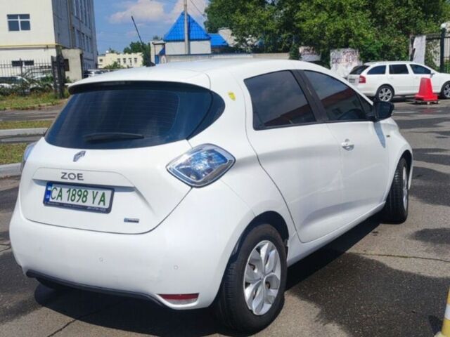 Білий Рено Зое, об'ємом двигуна 0 л та пробігом 81 тис. км за 9150 $, фото 2 на Automoto.ua