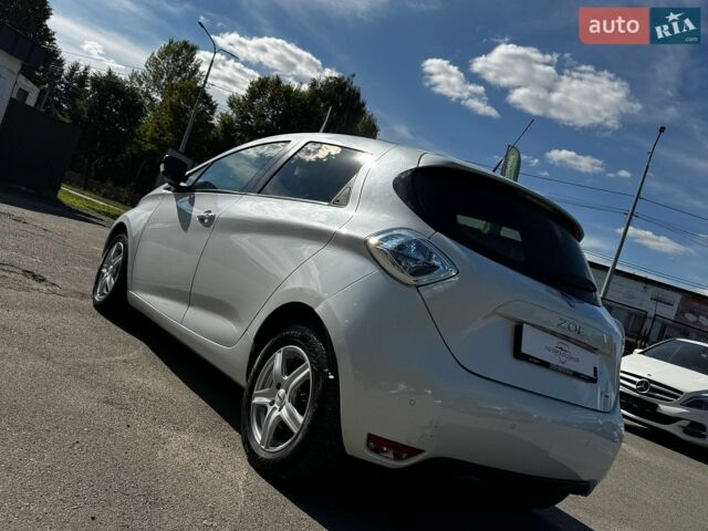 Білий Рено Зое, об'ємом двигуна 0 л та пробігом 127 тис. км за 10300 $, фото 11 на Automoto.ua