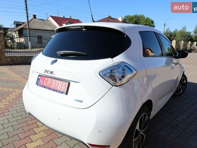 Белый Рено Зое, объемом двигателя 0 л и пробегом 184 тыс. км за 9450 $, фото 15 на Automoto.ua