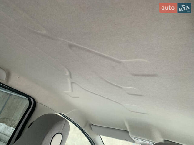 Білий Рено Зое, об'ємом двигуна 0 л та пробігом 153 тис. км за 7499 $, фото 35 на Automoto.ua