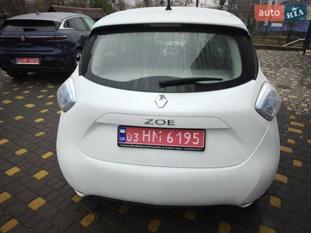 Білий Рено Зое, об'ємом двигуна 0 л та пробігом 100 тис. км за 4500 $, фото 18 на Automoto.ua