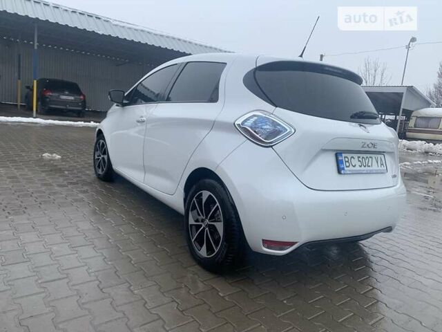 Белый Рено Зое, объемом двигателя 0 л и пробегом 110 тыс. км за 9950 $, фото 3 на Automoto.ua