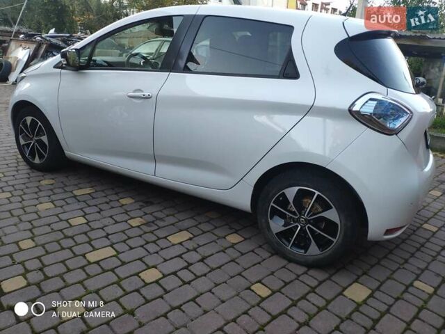 Білий Рено Зое, об'ємом двигуна 0 л та пробігом 65 тис. км за 9350 $, фото 11 на Automoto.ua