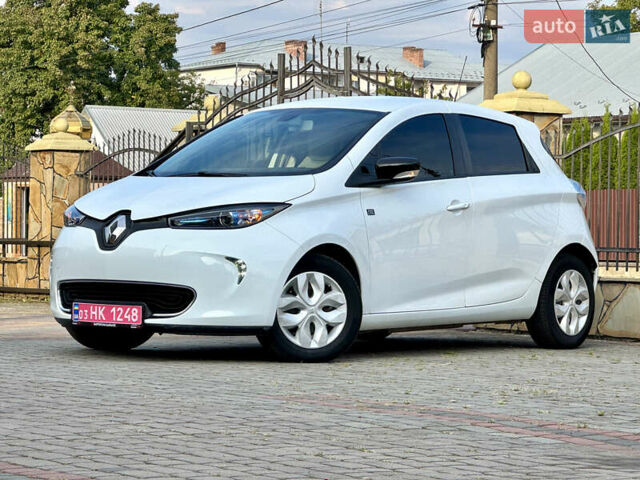 Белый Рено Зое, объемом двигателя 0 л и пробегом 77 тыс. км за 9499 $, фото 4 на Automoto.ua