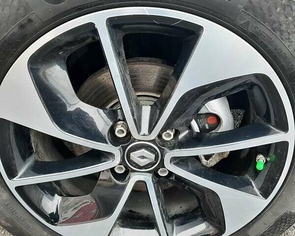 Білий Рено Зое, об'ємом двигуна 0 л та пробігом 123 тис. км за 9650 $, фото 32 на Automoto.ua