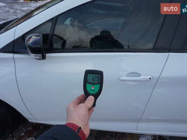 Белый Рено Зое, объемом двигателя 0 л и пробегом 26 тыс. км за 9555 $, фото 64 на Automoto.ua