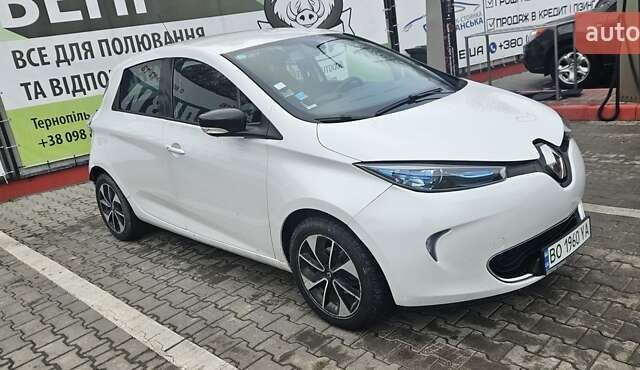 Білий Рено Зое, об'ємом двигуна 0 л та пробігом 79 тис. км за 9300 $, фото 1 на Automoto.ua