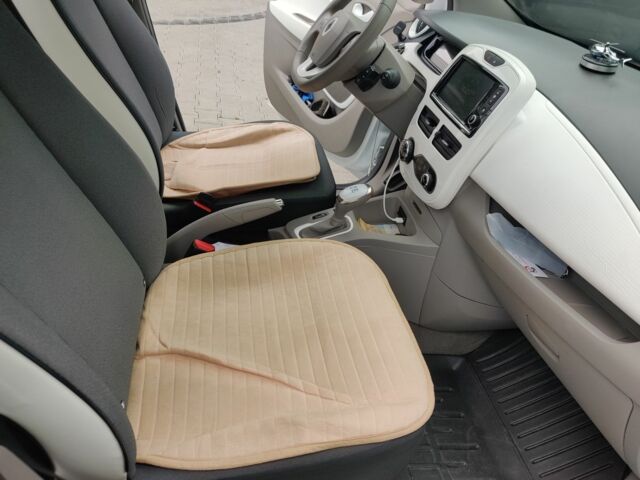 Білий Рено Зое, об'ємом двигуна 0 л та пробігом 190 тис. км за 8500 $, фото 12 на Automoto.ua