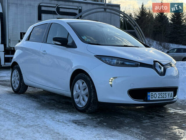 Білий Рено Зое, об'ємом двигуна 0 л та пробігом 81 тис. км за 8900 $, фото 8 на Automoto.ua