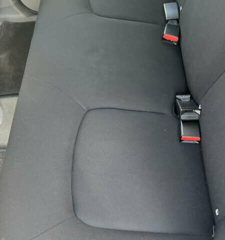 Белый Рено Зое, объемом двигателя 0 л и пробегом 85 тыс. км за 8700 $, фото 23 на Automoto.ua