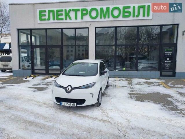 Білий Рено Зое, об'ємом двигуна 0 л та пробігом 94 тис. км за 10300 $, фото 22 на Automoto.ua