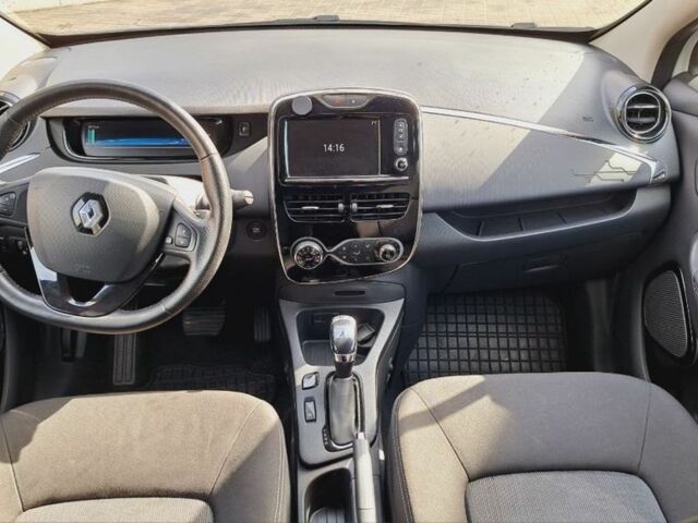 Білий Рено Зое, об'ємом двигуна 0 л та пробігом 36 тис. км за 9499 $, фото 5 на Automoto.ua