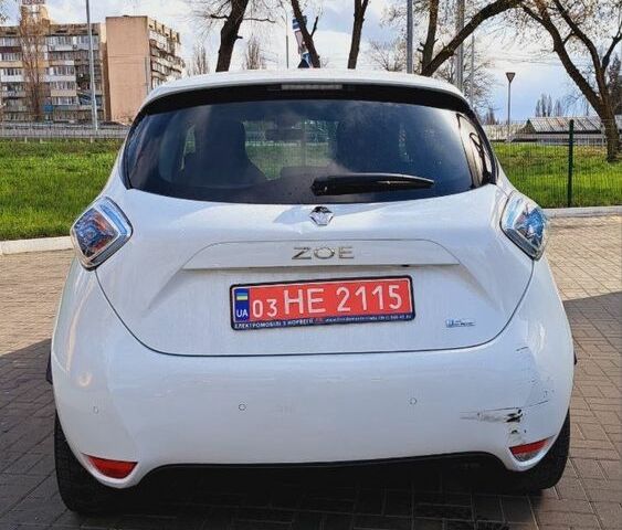 Білий Рено Зое, об'ємом двигуна 0 л та пробігом 36 тис. км за 9499 $, фото 2 на Automoto.ua