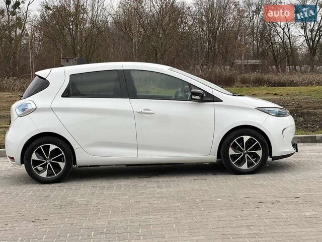Білий Рено Зое, об'ємом двигуна 0 л та пробігом 116 тис. км за 8650 $, фото 12 на Automoto.ua