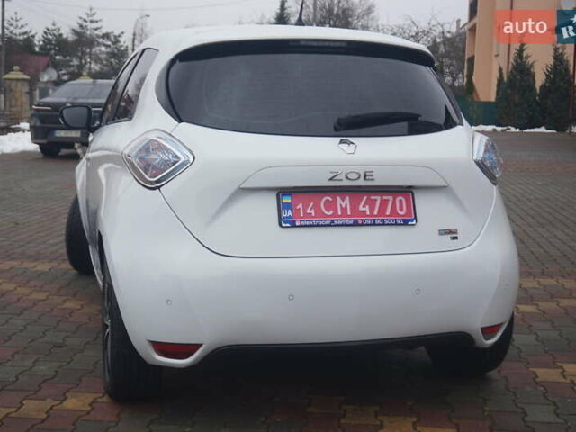 Білий Рено Зое, об'ємом двигуна 0 л та пробігом 37 тис. км за 10777 $, фото 10 на Automoto.ua