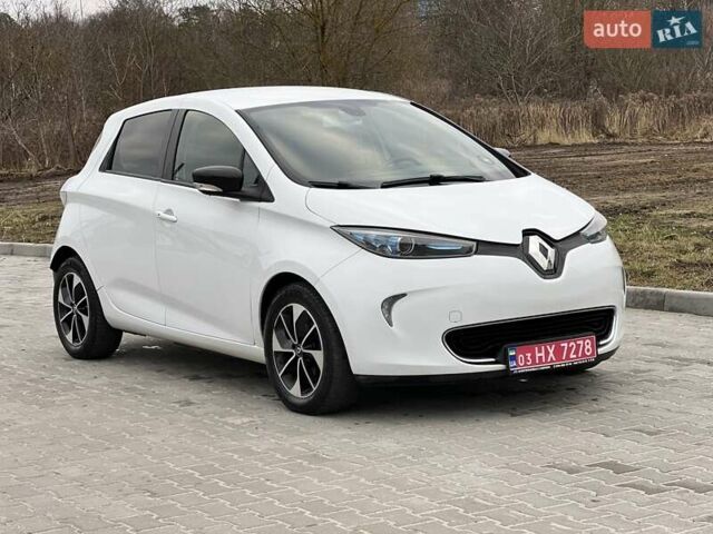Білий Рено Зое, об'ємом двигуна 0 л та пробігом 116 тис. км за 8650 $, фото 11 на Automoto.ua