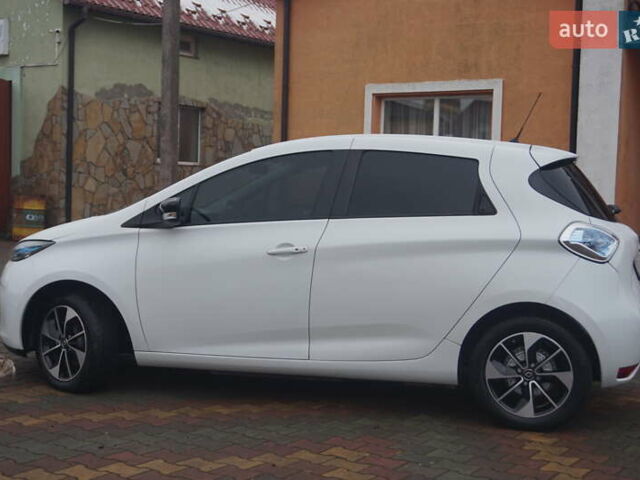 Білий Рено Зое, об'ємом двигуна 0 л та пробігом 37 тис. км за 10777 $, фото 13 на Automoto.ua