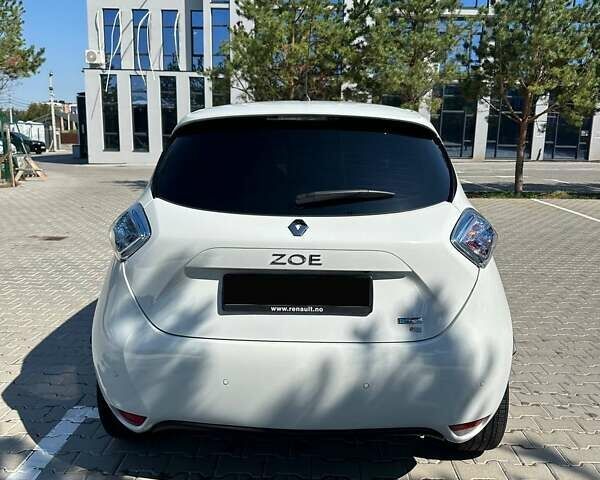 Білий Рено Зое, об'ємом двигуна 0 л та пробігом 41 тис. км за 11500 $, фото 7 на Automoto.ua