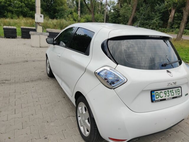 Білий Рено Зое, об'ємом двигуна 0 л та пробігом 190 тис. км за 8500 $, фото 16 на Automoto.ua