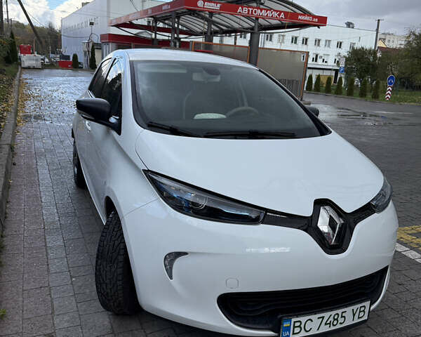 Рено Зое 2018 в Львове на Automoto.ua Белый Рено Зое, объемом двигателя 0 л и пробегом 78 тыс. км за 9900 $, фото 5 на Automoto.ua