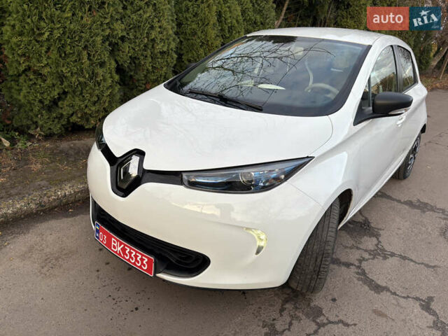 Белый Рено Зое, объемом двигателя 0 л и пробегом 65 тыс. км за 9200 $, фото 15 на Automoto.ua