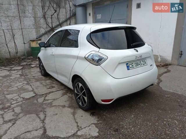 Белый Рено Зое, объемом двигателя 0 л и пробегом 145 тыс. км за 9100 $, фото 10 на Automoto.ua