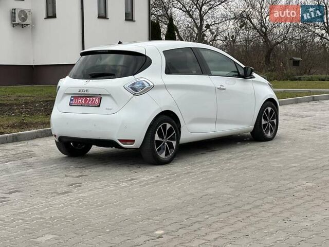 Білий Рено Зое, об'ємом двигуна 0 л та пробігом 116 тис. км за 8650 $, фото 8 на Automoto.ua